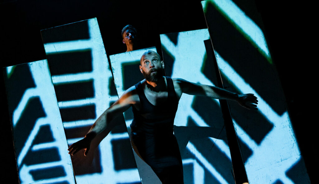 The performance “Walk-Man” at the dance theater Bora Bora.