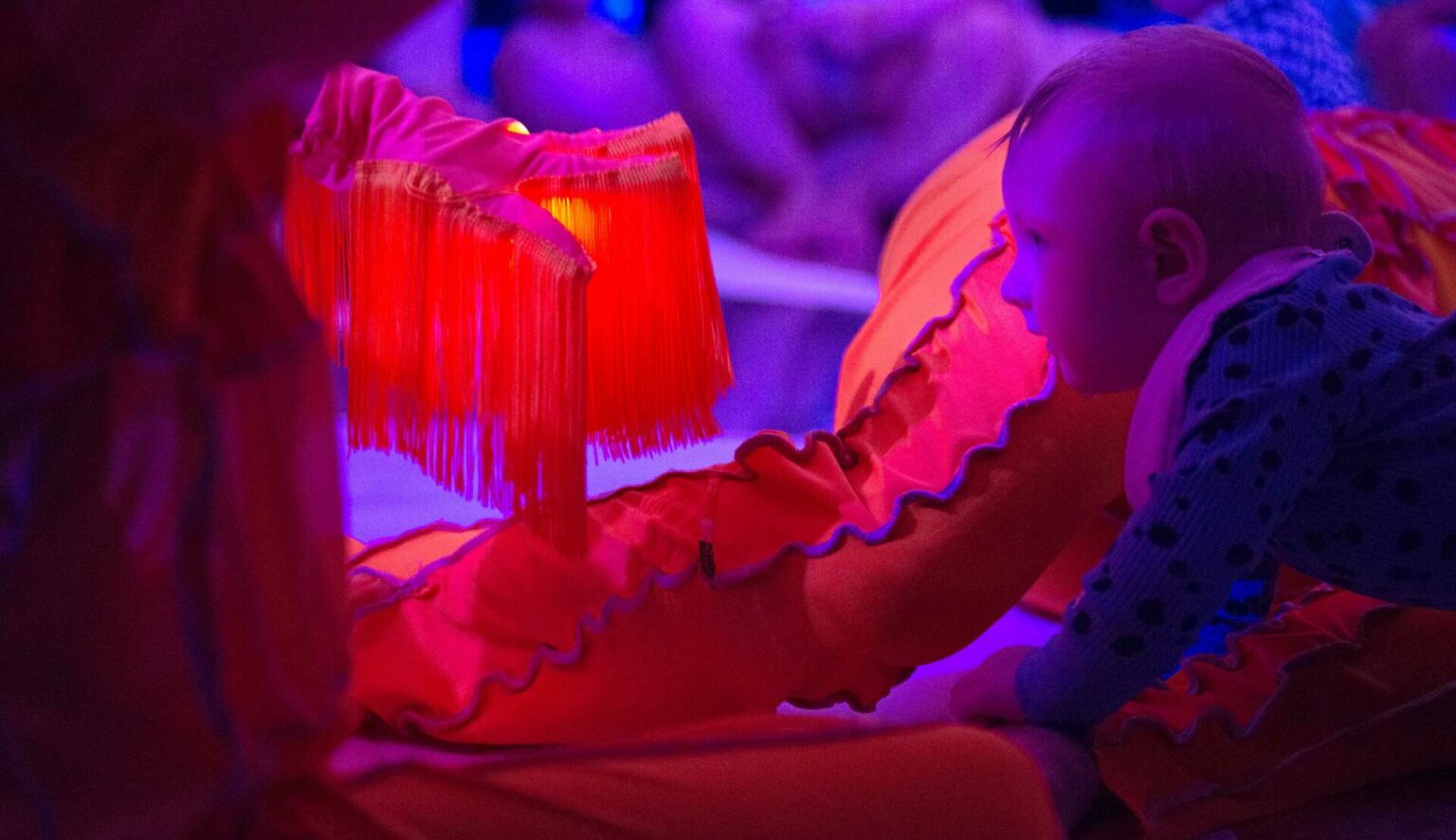 The performance “Unto Baby Untz” - part of Dans Baby Dans Festival 2023 at the dance theater Bora Bora.